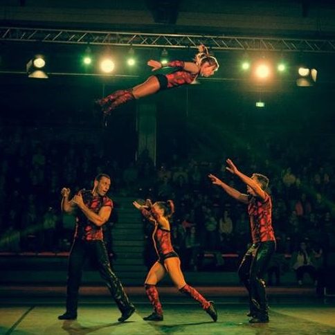 rock acrobatique rock acrobatique spectacle