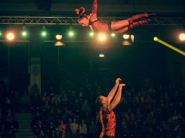 rock acrobatique spectacle, animations rock acrobatique spectacle, animations